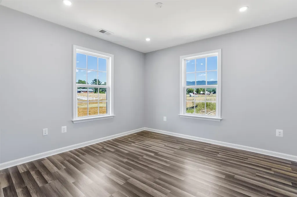 91 Arthur Lane Luray VA 22835