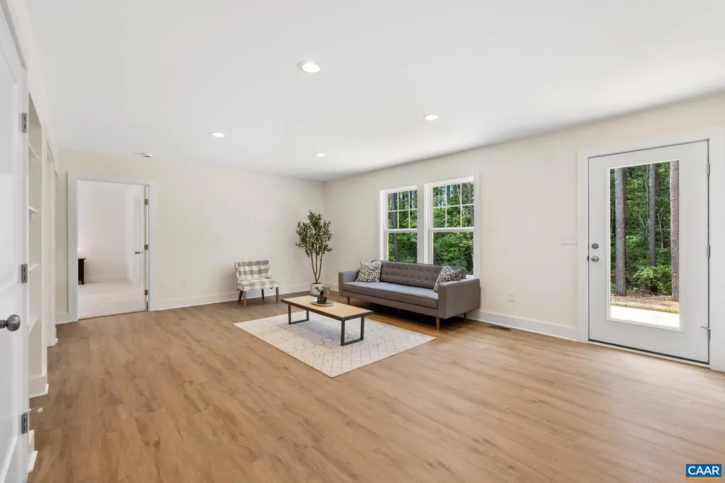 487 Kenwood Lane Ruckersville VA 22968