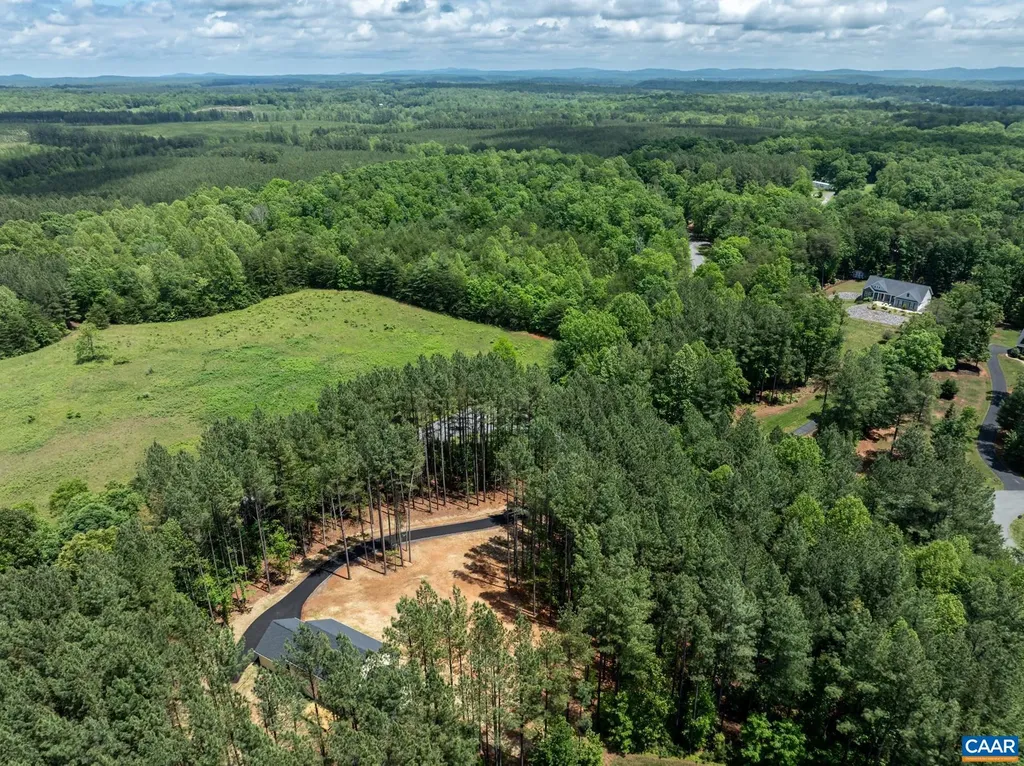 487 Kenwood Lane Ruckersville VA 22968