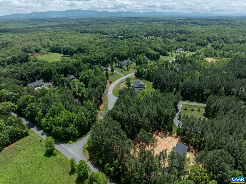 487 Kenwood Lane Ruckersville VA 22968