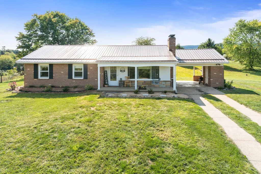 331 Whiskey Creek Road Churchville VA 24421