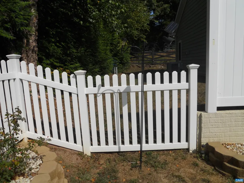 1635 Sawgrass Court Charlottesville VA 22901