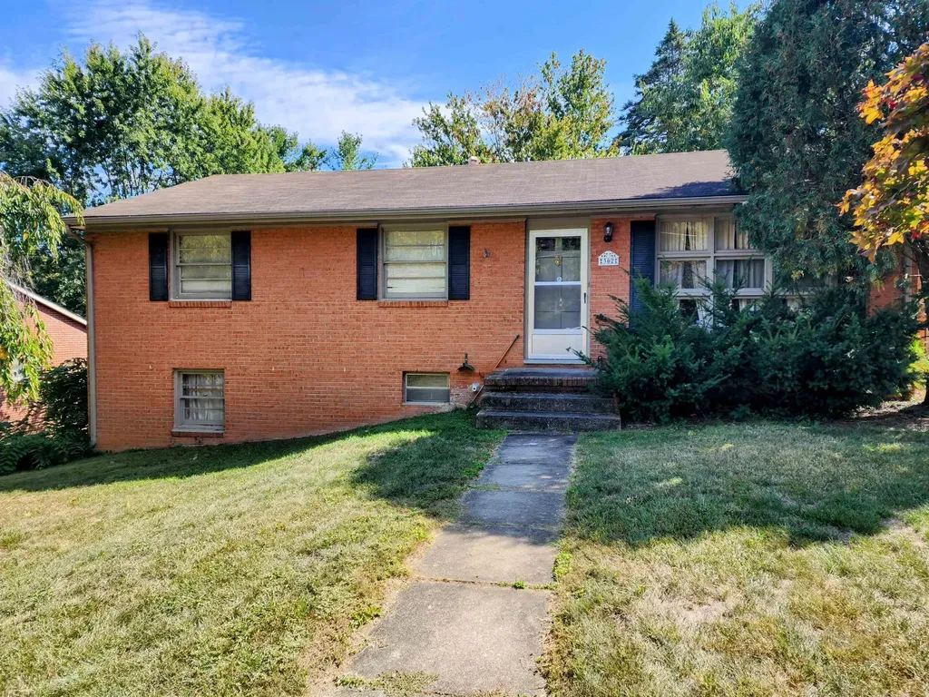 302 Burnley Drive Staunton VA 24401