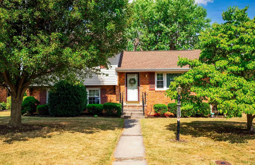 913 Dogwood Circle Waynesboro VA 22980