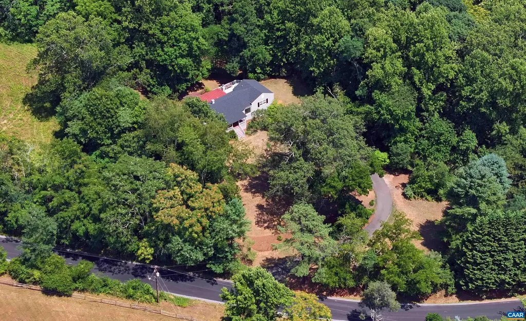 973 Taylors Gap Road Charlottesville VA 22903