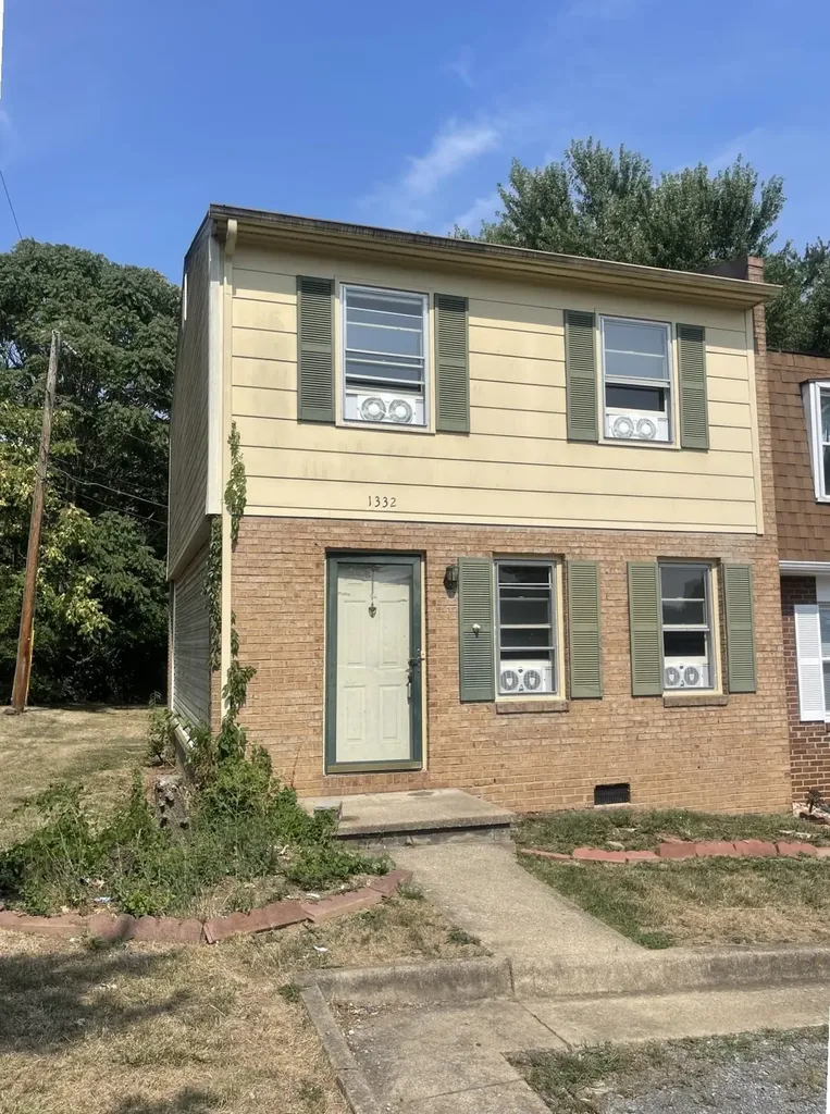 1332 Northampton Court Harrisonburg VA 22801