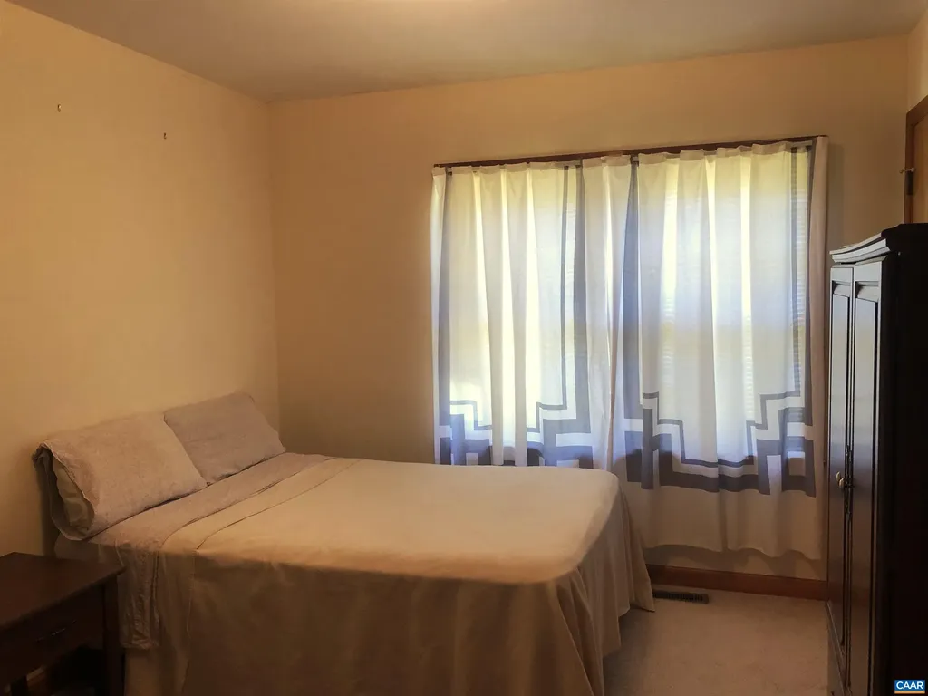 3193 Old Lynchburg Road North Garden VA 22959