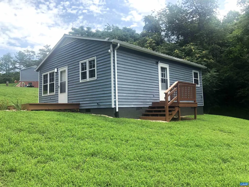 3193 Old Lynchburg Road North Garden VA 22959