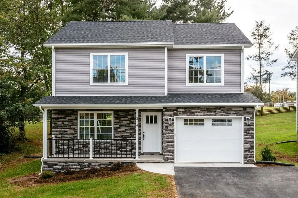 314 Bruce Street Bridgewater VA 22812