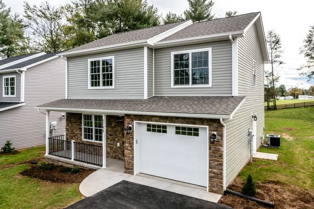 314b Bruce Street Bridgewater VA 22812