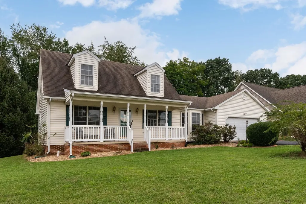 221 Bowmans Run Drive Stuarts Draft VA 24477