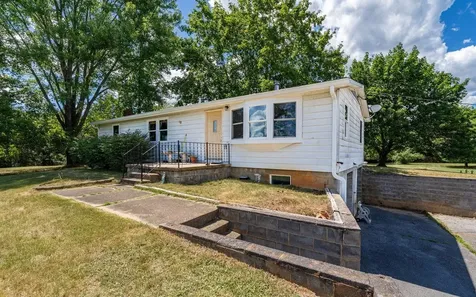 4301 Old Forge Road Luray VA 22835
