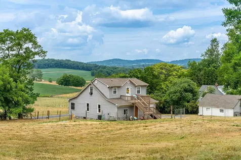 1490 Stuarts Draft Highway Stuarts Draft VA 24477