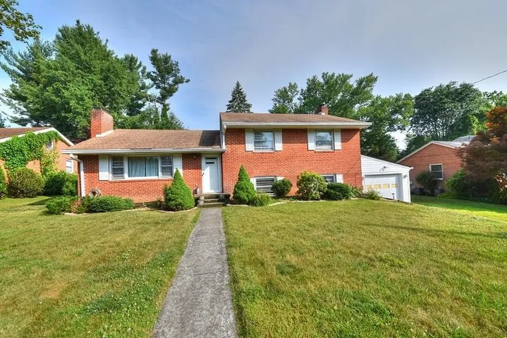 1209 Club Road Waynesboro VA 22980