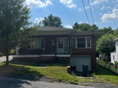 720 Perry Street Staunton VA 24401