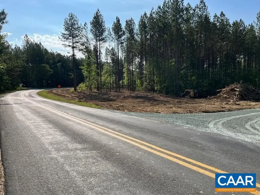 1272 Hanback Road Gordonsville VA 23093