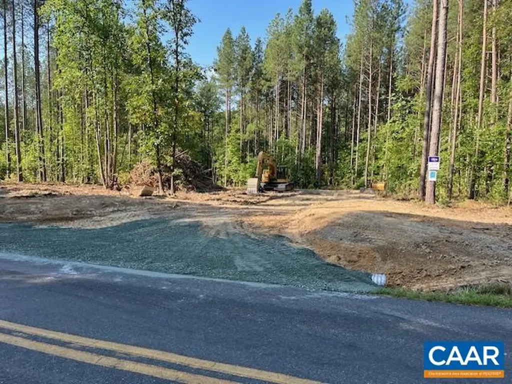 1272 Hanback Road Gordonsville VA 23093