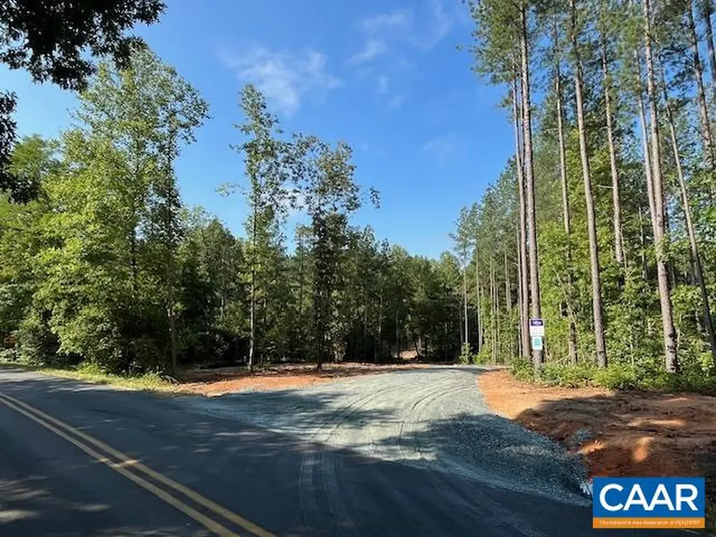 1272 Hanback Road Gordonsville VA 23093