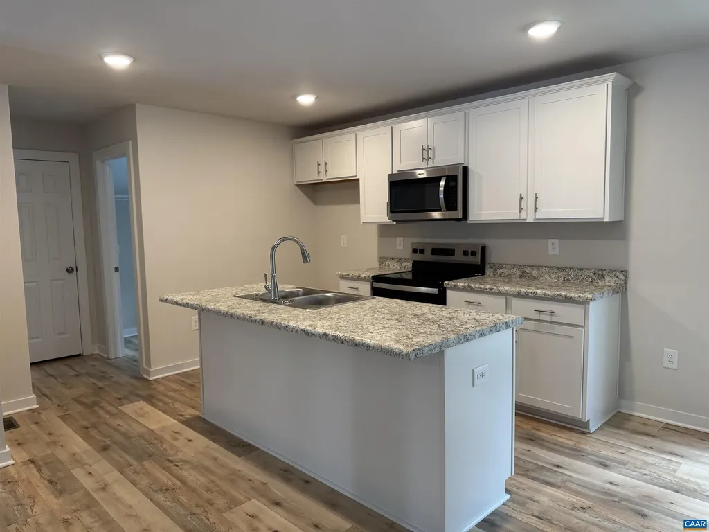 1272 Hanback Road Gordonsville VA 23093