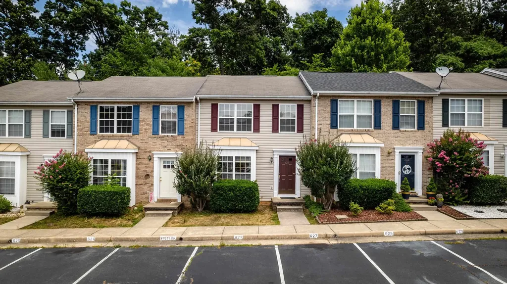 627 Stonewall Drive Harrisonburg VA 22801