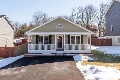 172 Elliot Street Staunton VA 24401