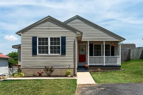 1029 D Street Waynesboro VA 22980