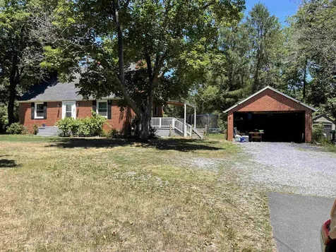 823 Rosser Avenue Waynesboro VA 22980