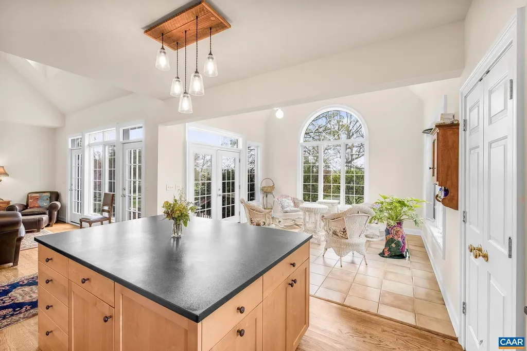 1074 Simmons Gap Road Dyke VA 22935