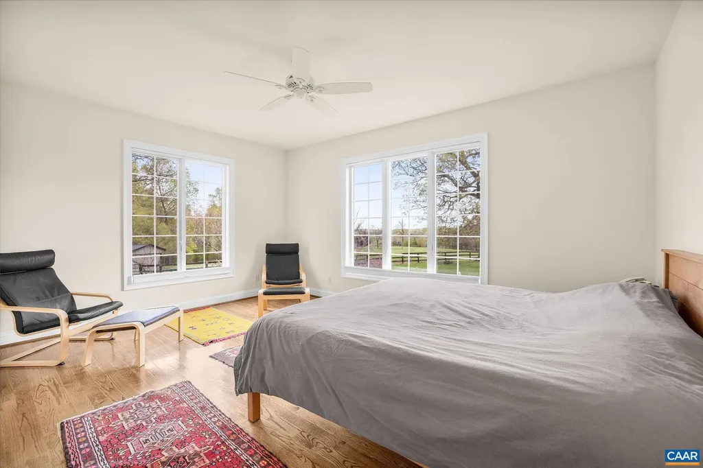 1074 Simmons Gap Road Dyke VA 22935