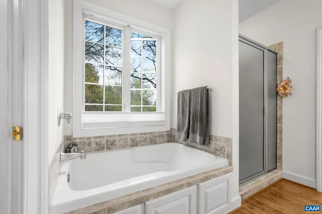 1074 Simmons Gap Road Dyke VA 22935