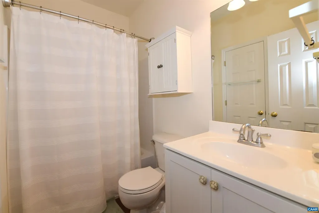 1074 Simmons Gap Road Dyke VA 22935