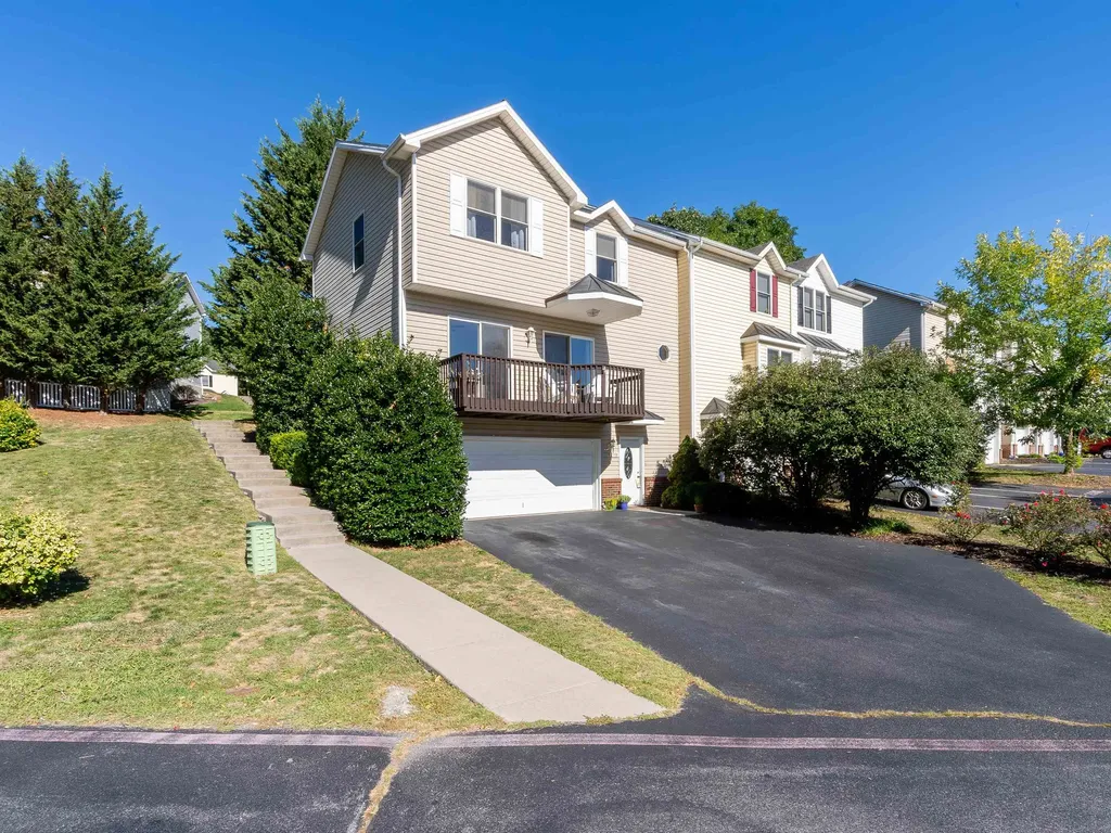 2398 King Arthurs Court Harrisonburg VA 22801