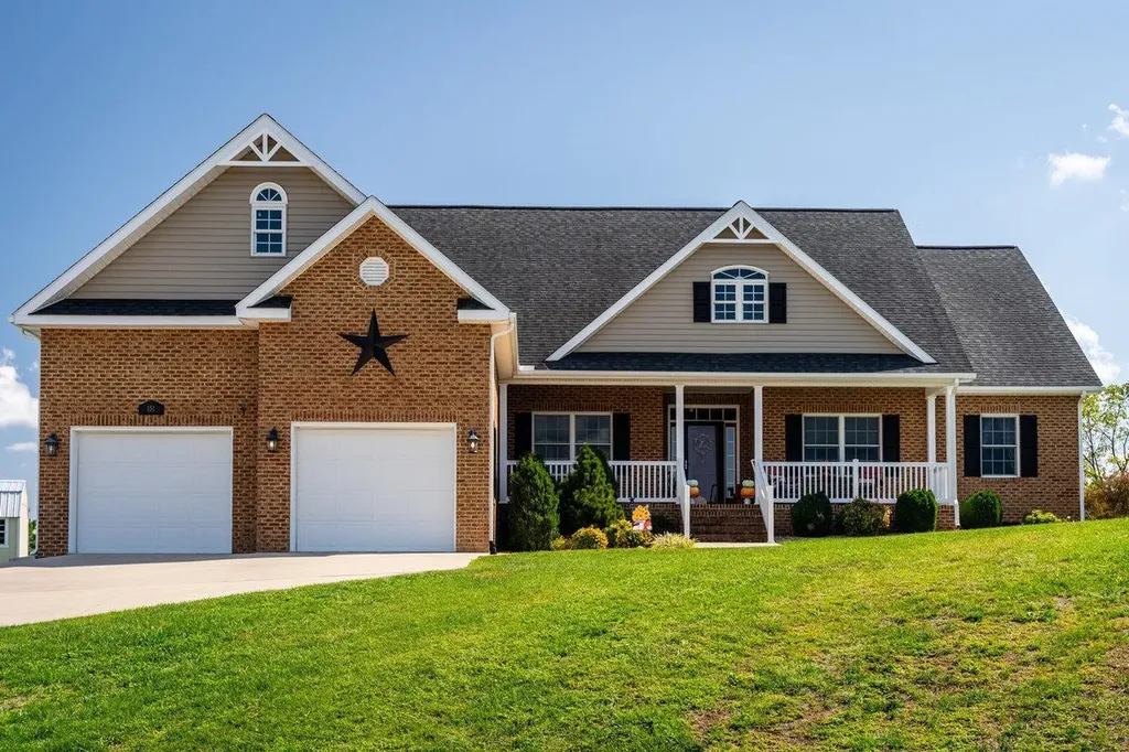 151 Dandy Avenue Broadway VA 22815