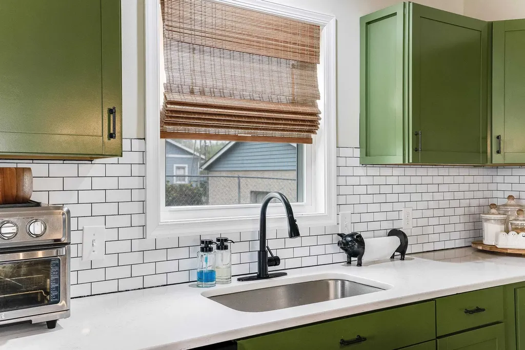 16715 Prospect Avenue E Elkton VA 22827