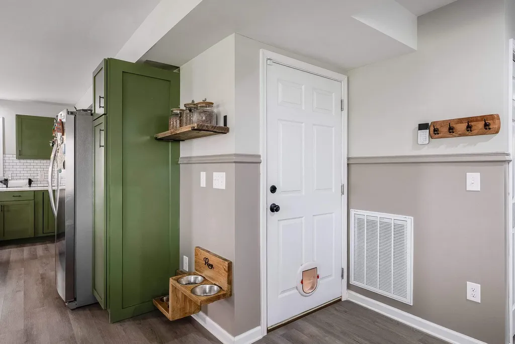 16715 Prospect Avenue E Elkton VA 22827