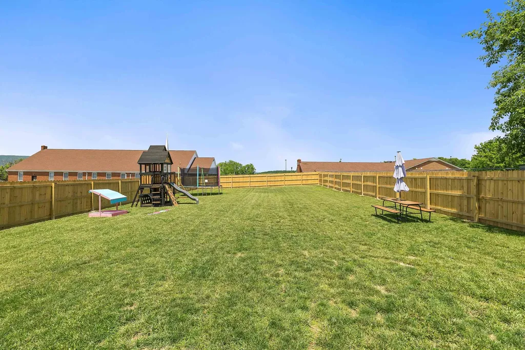 16715 Prospect Avenue E Elkton VA 22827