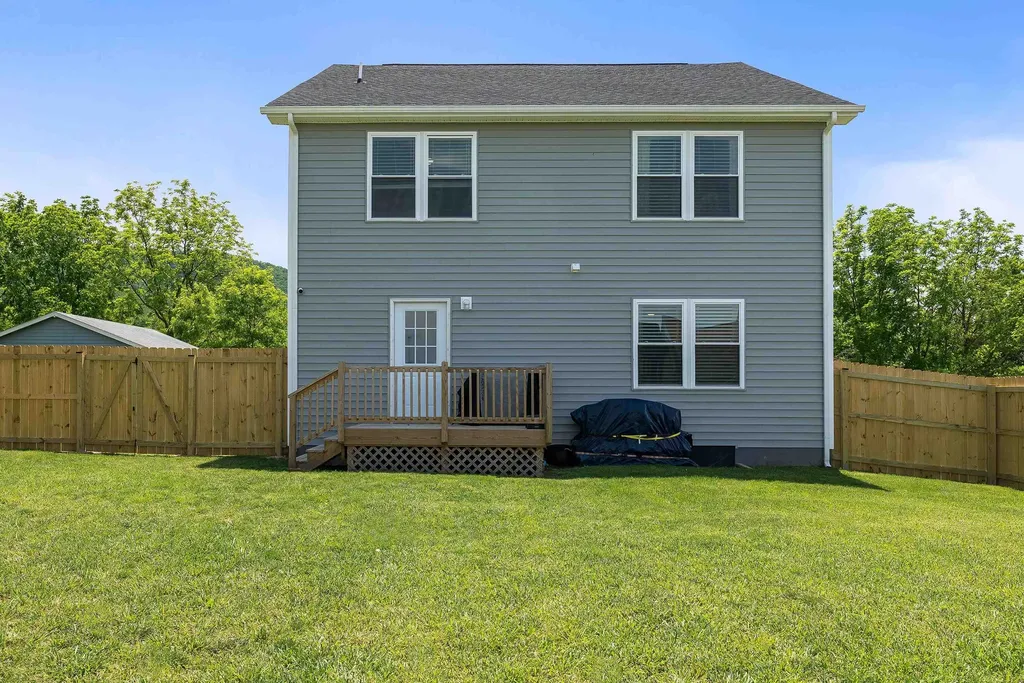 16715 Prospect Avenue E Elkton VA 22827