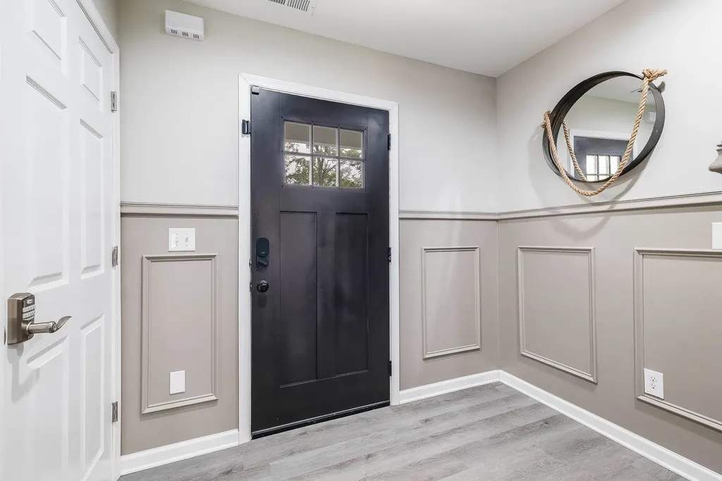 16715 Prospect Avenue E Elkton VA 22827