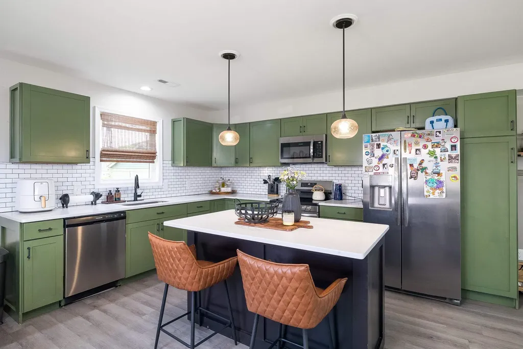 16715 Prospect Avenue E Elkton VA 22827