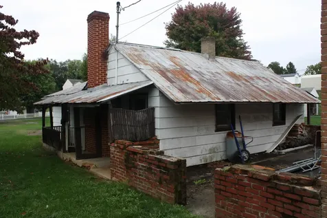 1433 Harding Avenue Waynesboro VA 22980