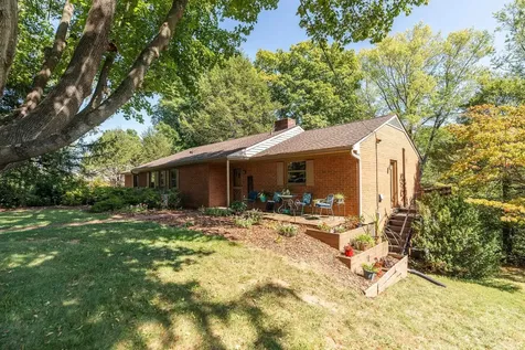 1250 Chatham Road Waynesboro VA 22003