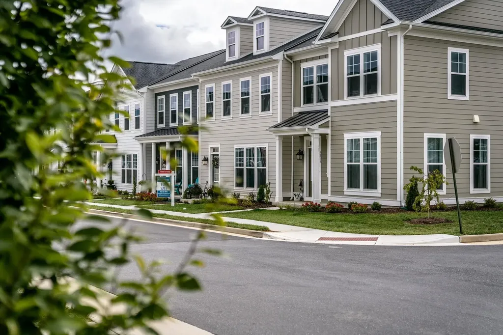 3246 Charleston Boulevard Rockingham VA 22801