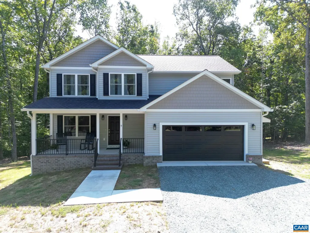 9 Sassafras Road Palmyra VA 22963