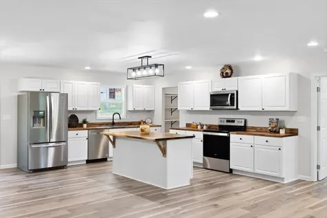 72 Dogwood Drive Mt Jackson VA 22842