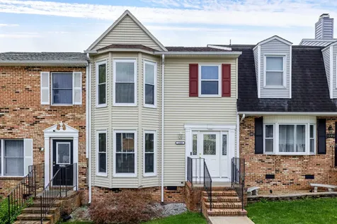 1208 Goldfinch Drive Harrisonburg VA 22802