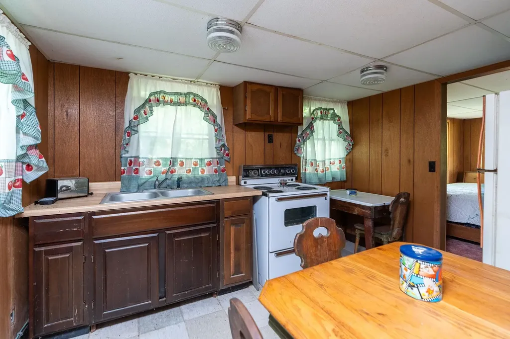 Tbd Hankey Mountain Highway Churchville VA 24421