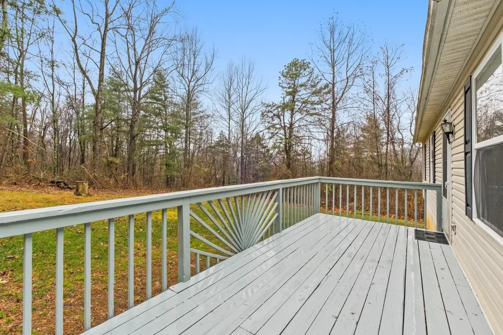 5227 Bear Foot Lane Elkton VA 22827