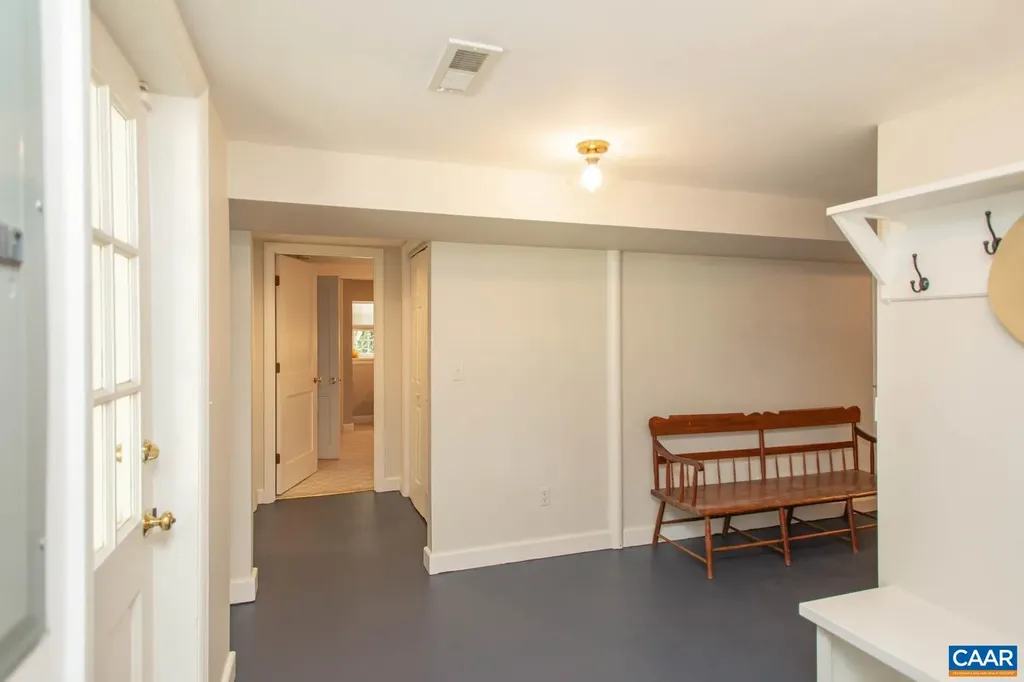 1870 Wayside Place Charlottesville VA 22903