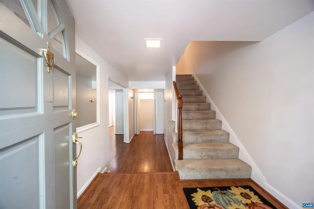 13 Georgetown Green Charlottesville VA 22901