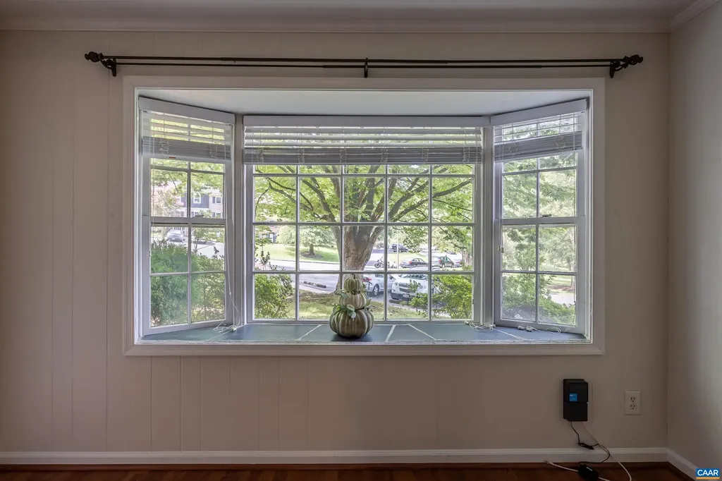 13 Georgetown Green Charlottesville VA 22901